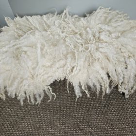 Wit masham vachtje -verkocht