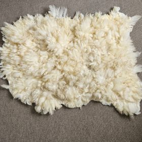 Schapenvacht witte Texelaar, 105 x 75 cm.