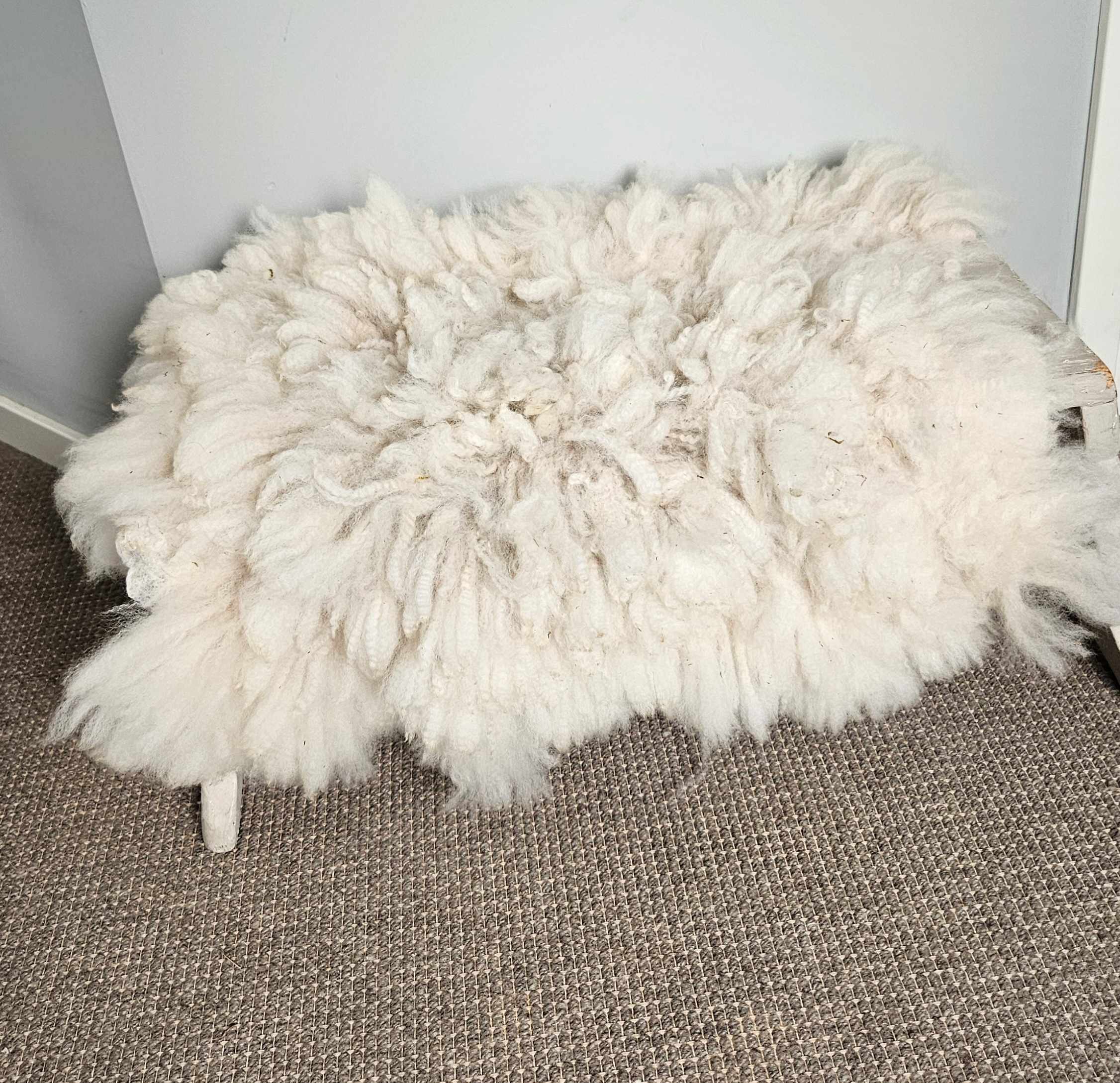 Alpaca wit klein vachtje, 50 x 50 cm - Afbeelding 2